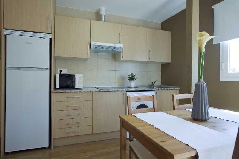 Apartamentos Apr Numancia Madrid Ngoại thất bức ảnh