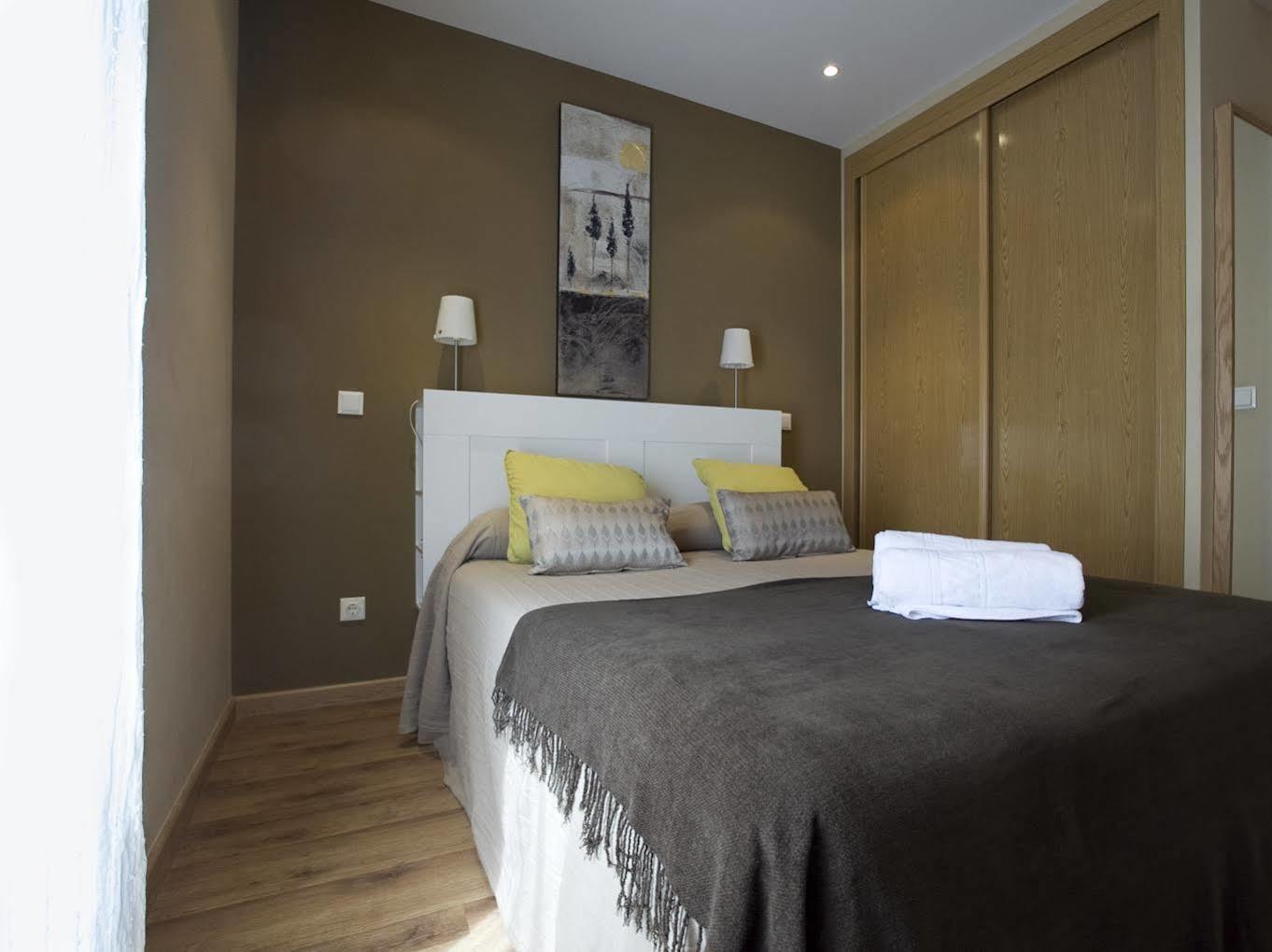 Apartamentos Apr Numancia Madrid Ngoại thất bức ảnh